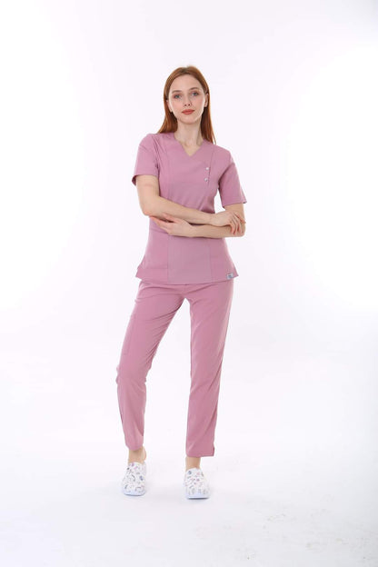 Costum medical i Modern