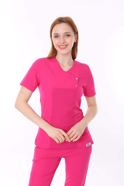 Costum medical i Modern