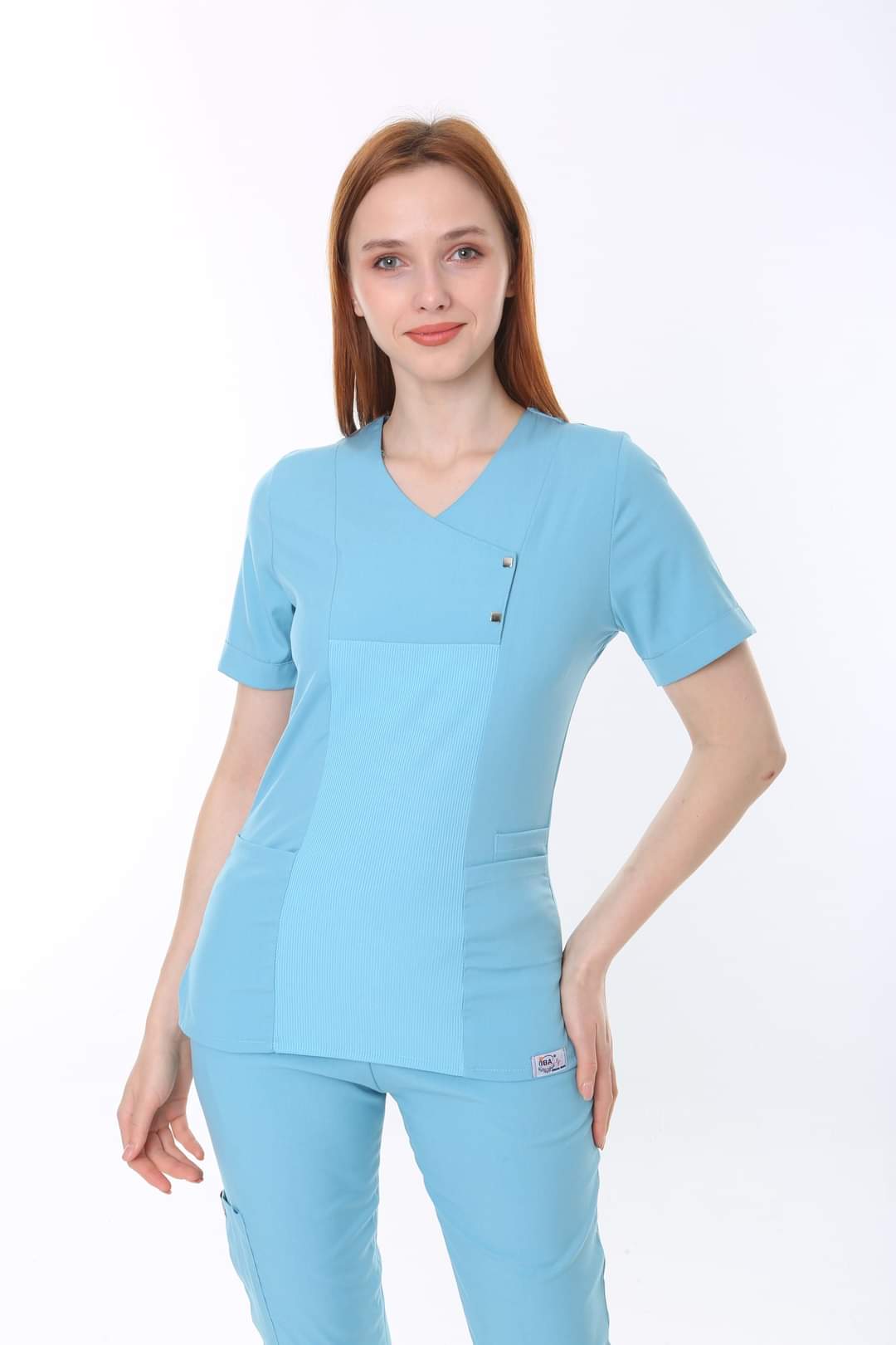 Costum medical i Modern